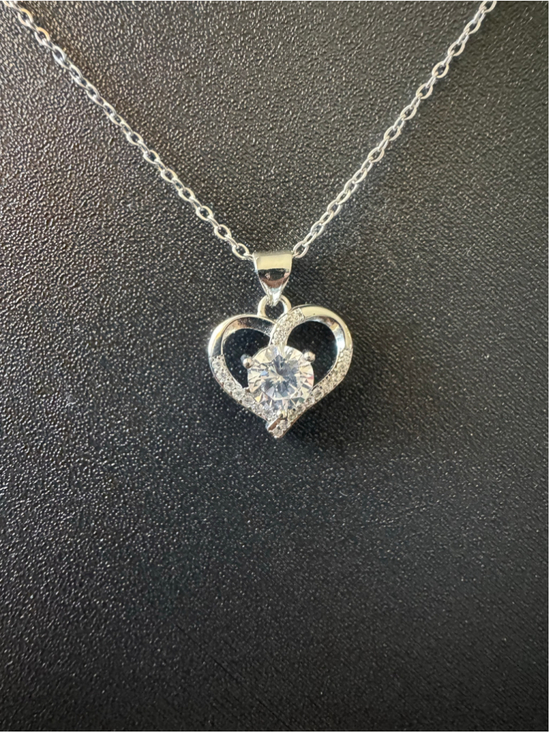 Unbranded Jewelry - Moissanite Heart Necklace Sterling Silver 925 - Brand New